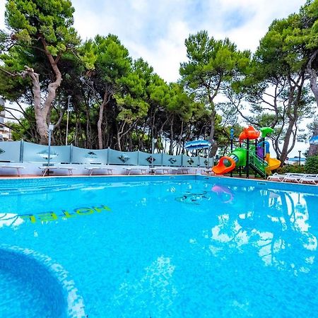 Hotel Atlantic Giulianova Exterior foto